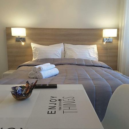 City Apartments With Balcony โรวานิเอมิ ภายนอก รูปภาพ